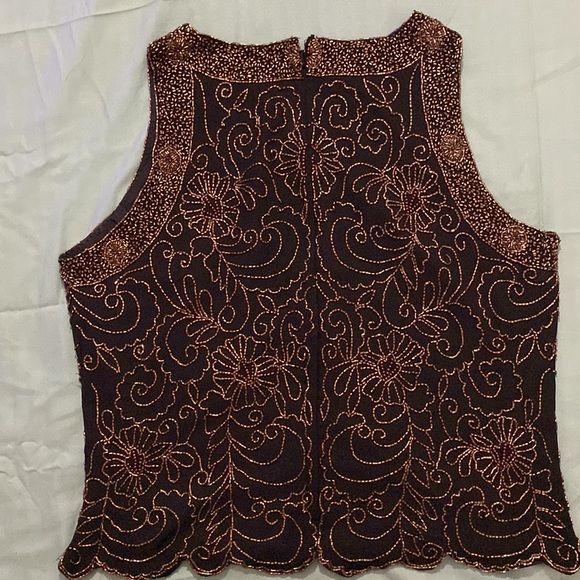 Vintage Beaded Sleeveless blouse with floral design Used in Good condition - Picture 3 of 13